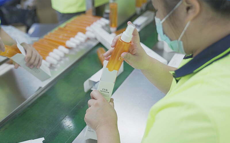 Private Label Packaging & Customization